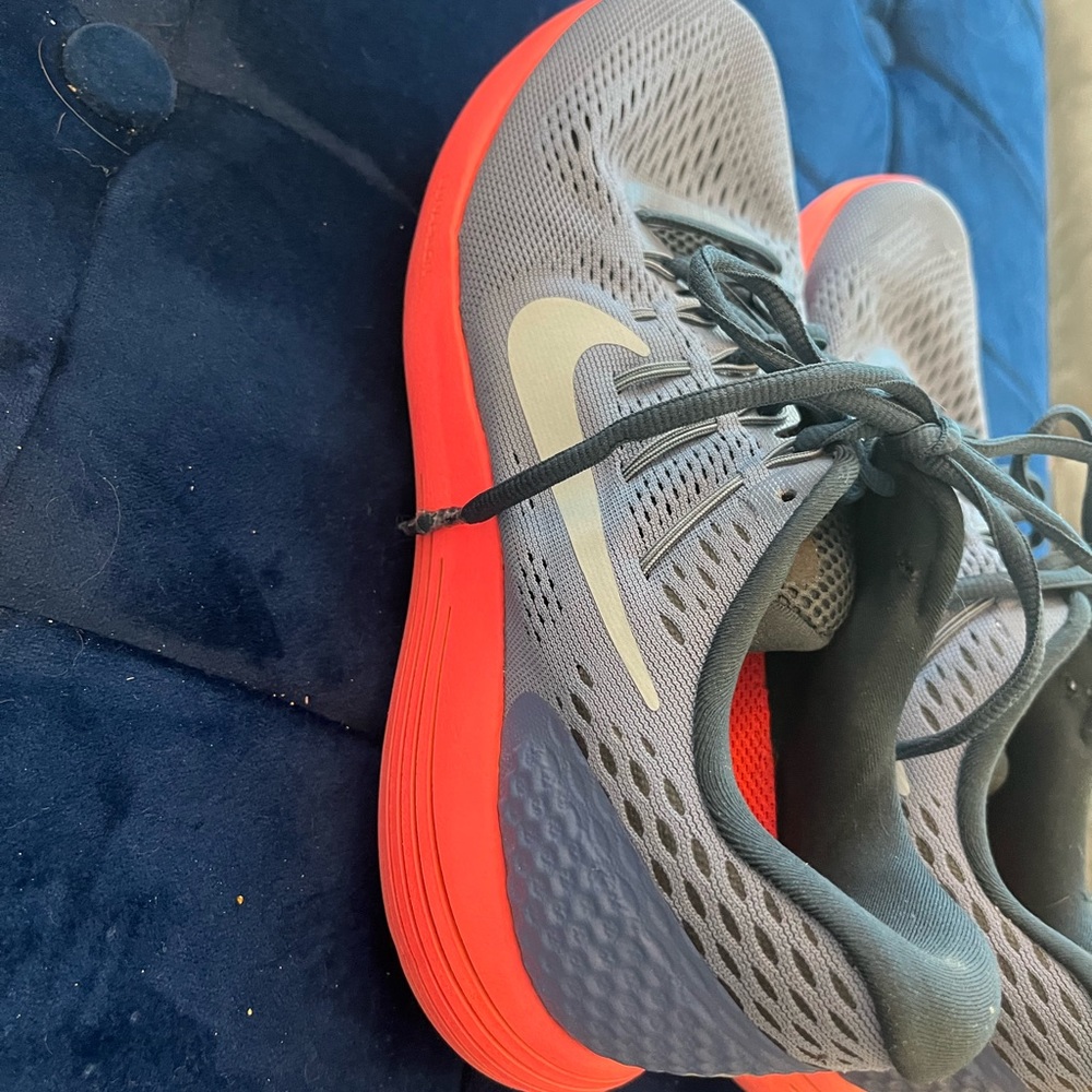 Nike run easy running shoe